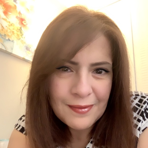 Meet your Posher, Rachael - Picture 1 of 1